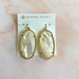 Kendra Scott Danielle Ivory Pearl Earrings